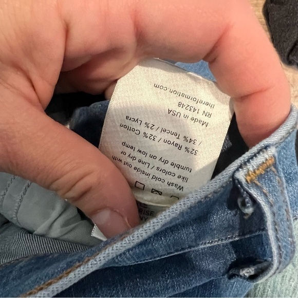 Reformation High Rise Skinny Jean True Blue Color - Picture 12 of 14